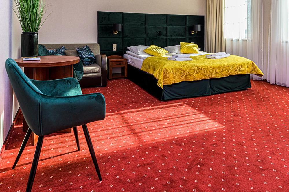 Hotel Stara Gorzelnia Licheń Eksteriør billede