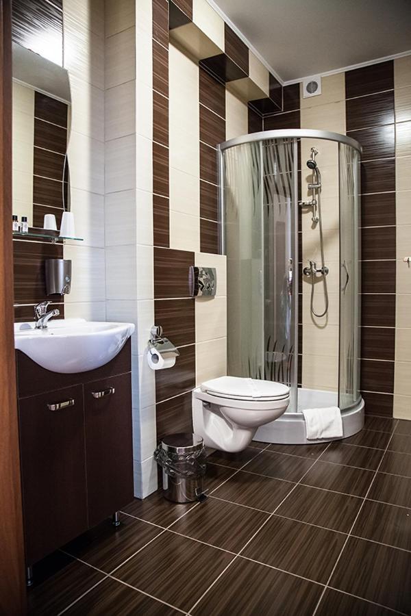 Hotel Stara Gorzelnia Licheń Eksteriør billede