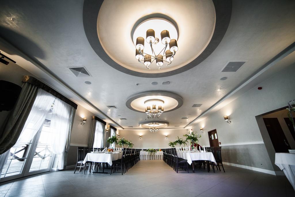 Hotel Stara Gorzelnia Licheń Eksteriør billede