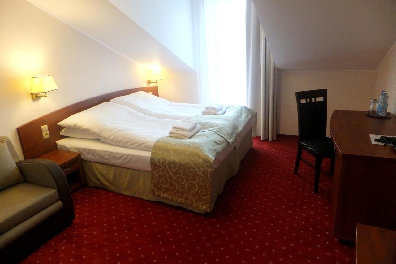 Hotel Stara Gorzelnia Licheń Eksteriør billede